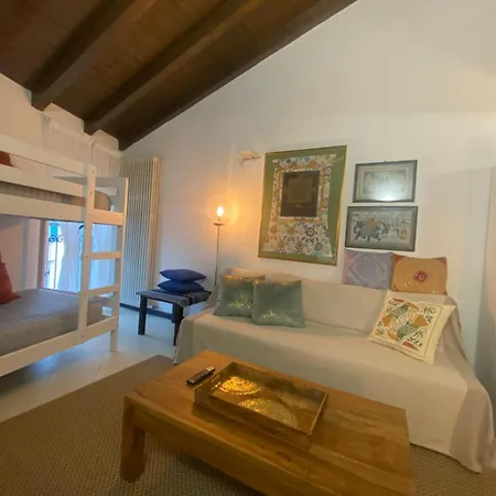 La Mansardina Di San Leonardo