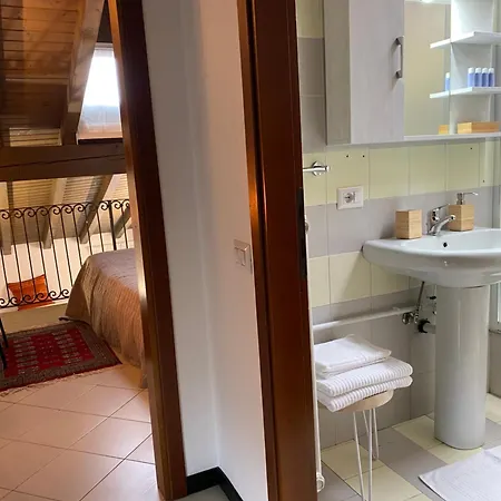 La Mansardina Di San Leonardo